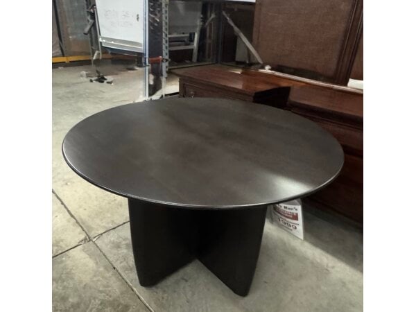 Bassett Solid Wood Round Dining Table Clearance